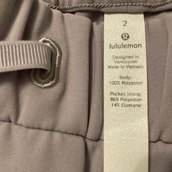 NWT Lululemon On The Fly 7/8 High Rise Pant Size 2 - Picture 2 of 5